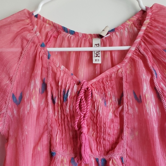 Pink blouse - Picture 2 of 2